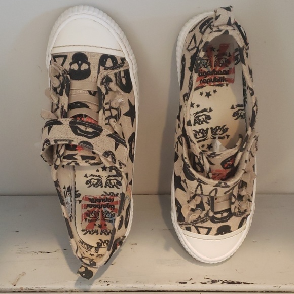 Tigerbear Republic canvas tan and black slip ons - Picture 4 of 8